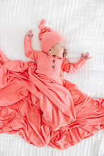 Cargar imagen en el visor de la galería, Darcy Ribbed Knotted Gown
