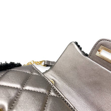 Load image into Gallery viewer, B1388 Sherpa Mixed Quilted Purse (3 Colors)
