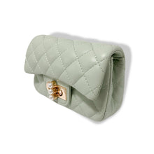 Load image into Gallery viewer, B1336 &amp; B1337  Pearl Closure Quilted Purse (6 Colors)
