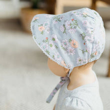 Cargar imagen en el visor de la galería, Daisy Baby Sunbonnet UPF 25+
