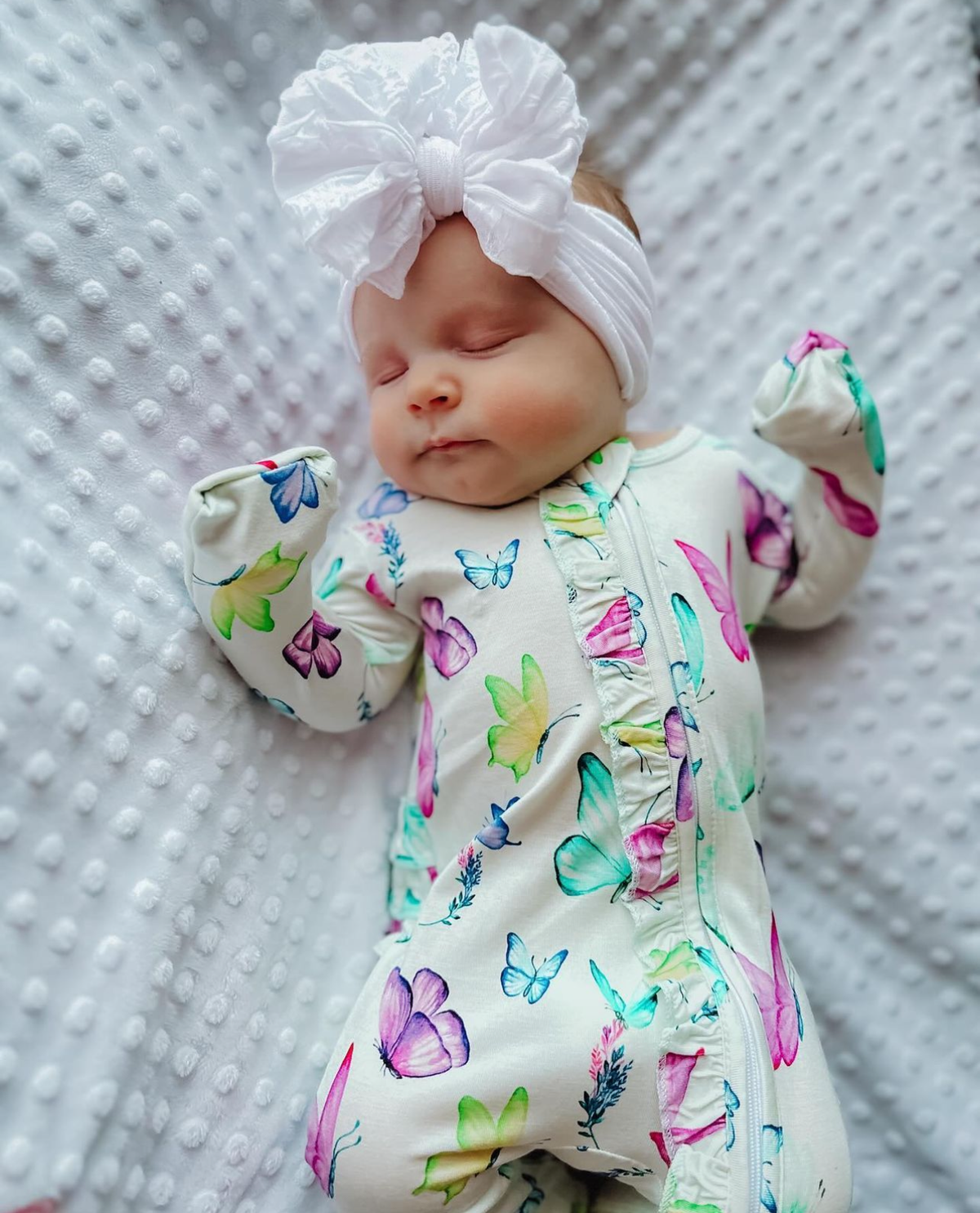 White | Ruffled Baby Headband