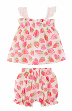 Cargar imagen en el visor de la galería, Strawberry Toddler Short Set
